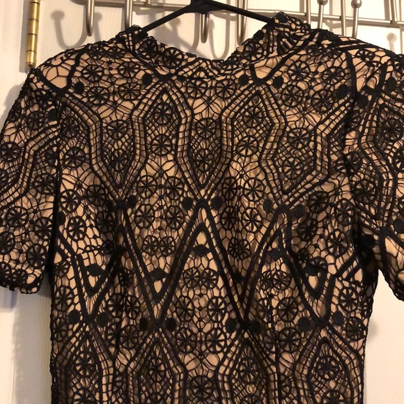 Forever 21 black backless crotchet nude underlined - Picture 3 of 4